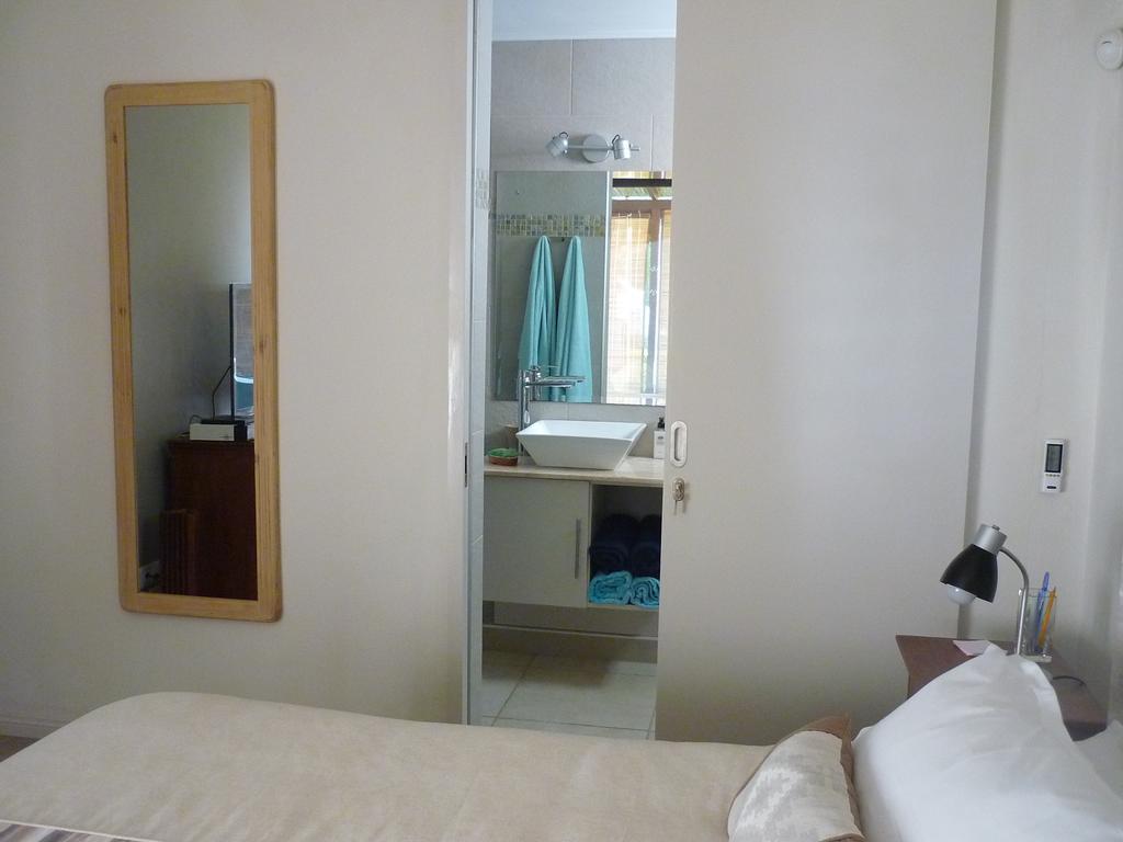 Appartamento Flamboyant Ocean View - Ex Hillside Haven Tamarin Esterno foto