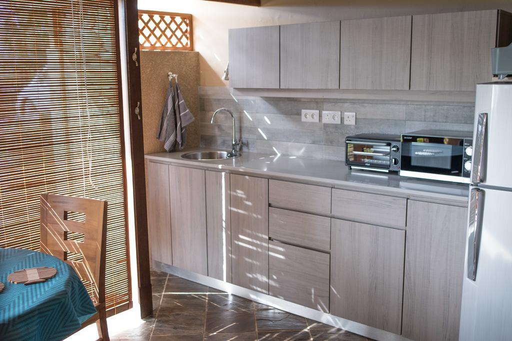 Appartamento Flamboyant Ocean View - Ex Hillside Haven Tamarin Esterno foto